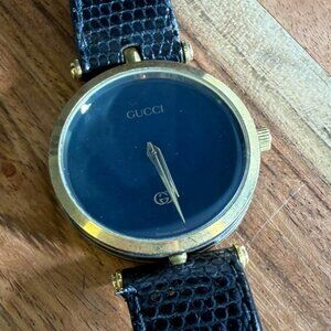 Vintage Gucci Black Dial Gold Watch – Classic Minimalist – Needs Battery